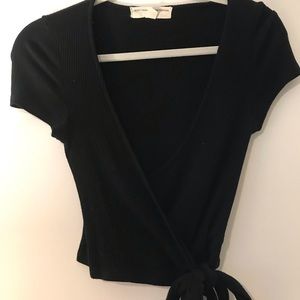Black wrap t-shirt
